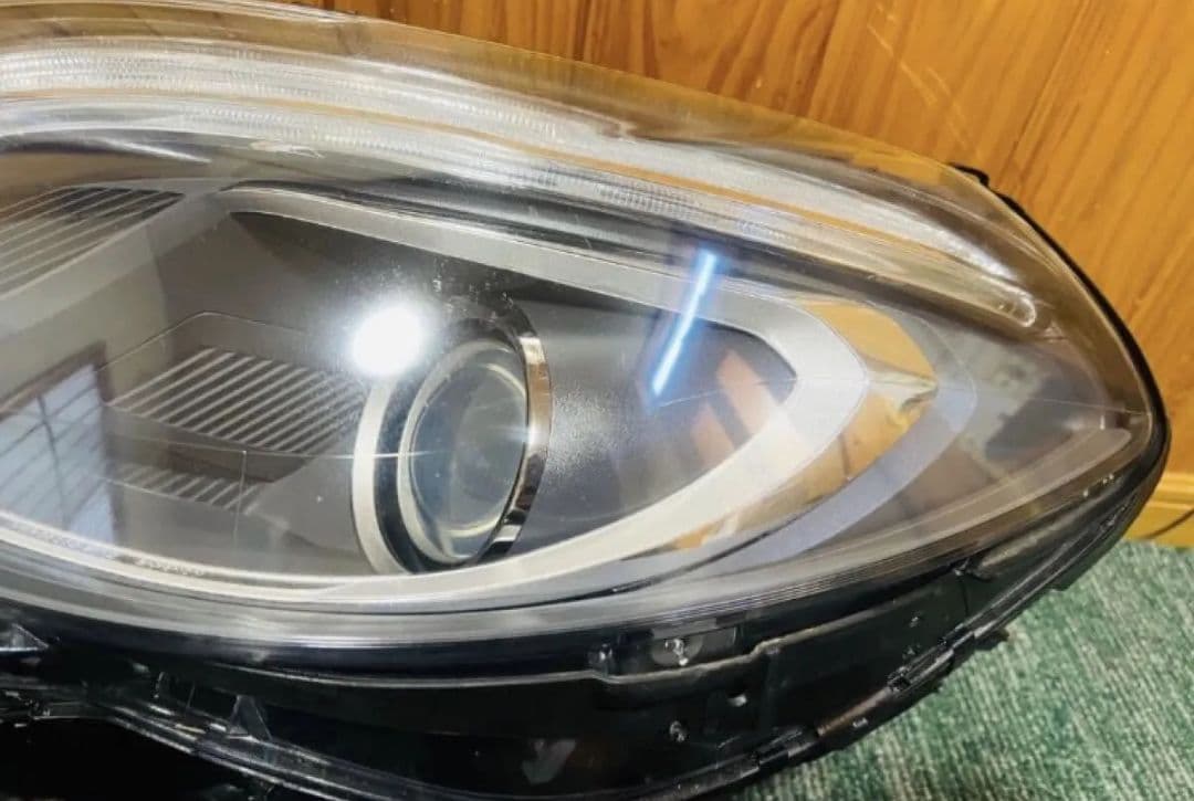 メルセデス ベンツ 前期 HID W246 ベンツ Bクラス ヘッドライト