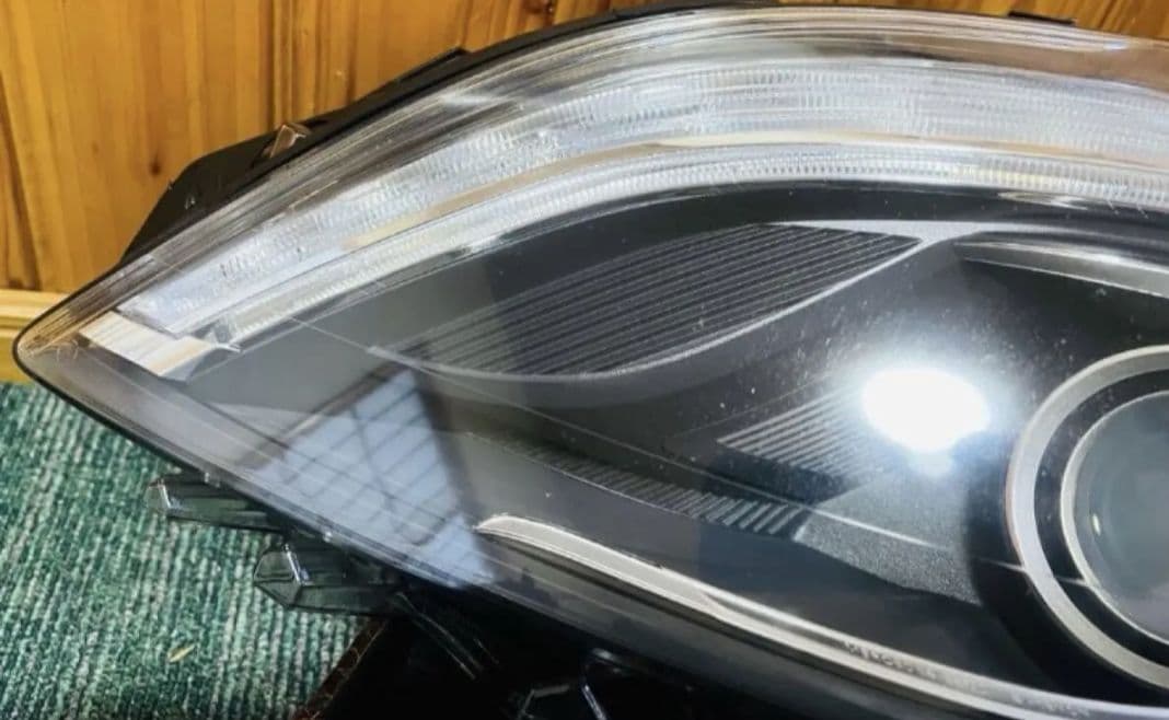 メルセデス ベンツ 前期 HID W246 ベンツ Bクラス ヘッドライト