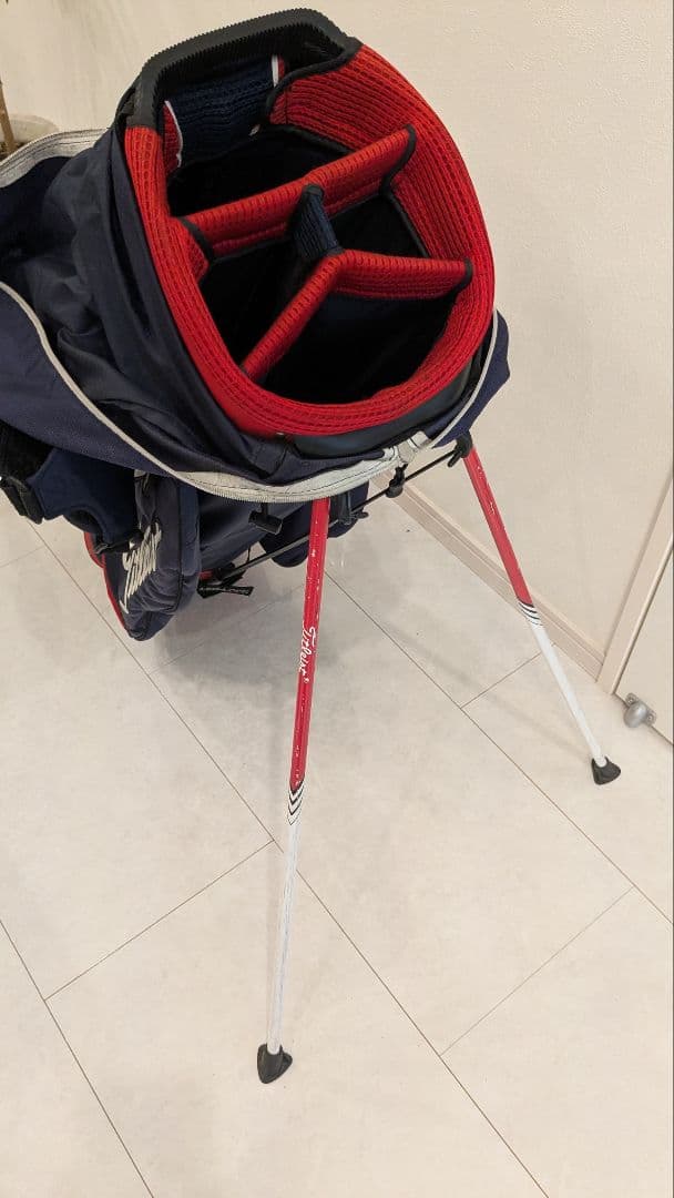 Titleist ゴルフスタンドバッグ 超軽量　中古　格安