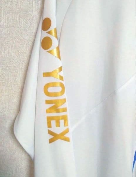 YONEXヨネックスホワイト系店舗限定品ロングスリーブウェア