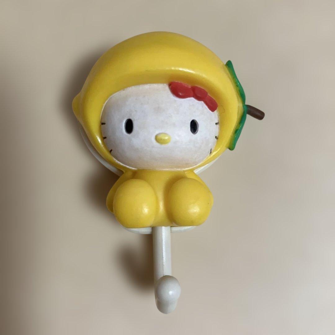サントリーノベルティ　ハローキティ フルーツ　マグネットフック 6個セット