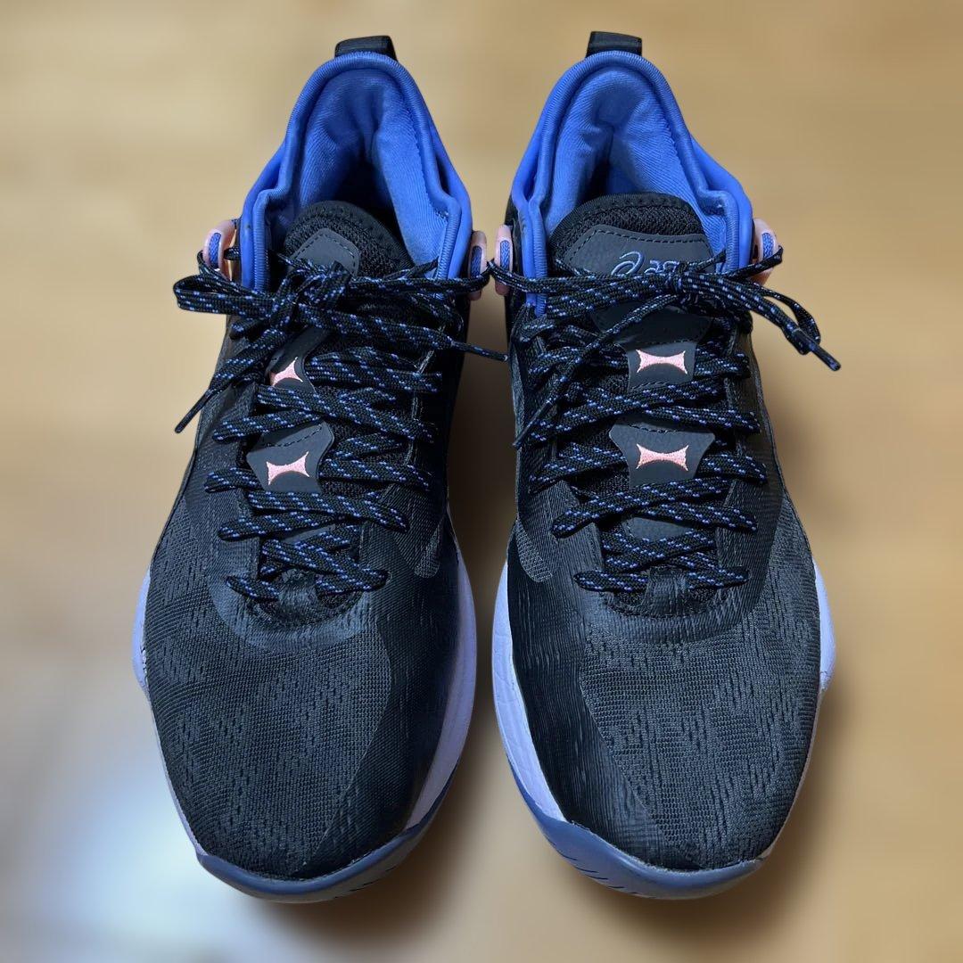 バスケットシューズ NOVA SURGE LOW 2 ブラック/ブルー