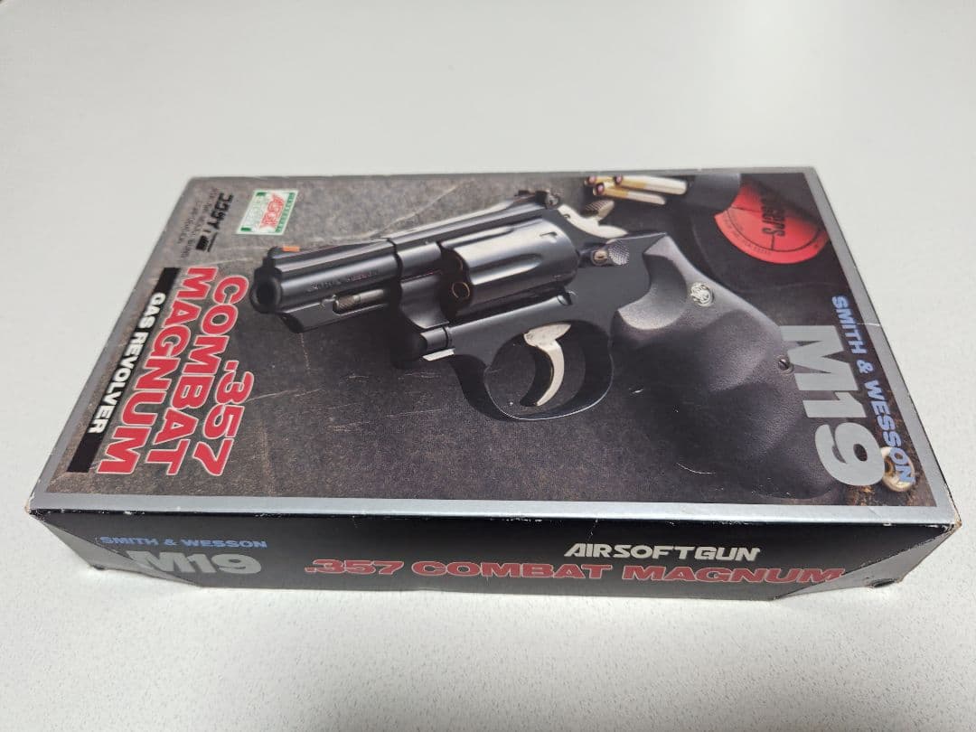 ま*ん様 絶版美品！コクサイ　S&W　M19 2.5インチ　357コンバットマグ