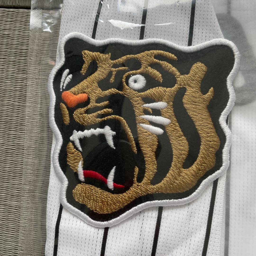 阪神2026レプリカユニフォーム大山宜野座キャップキーホルダーショップ袋