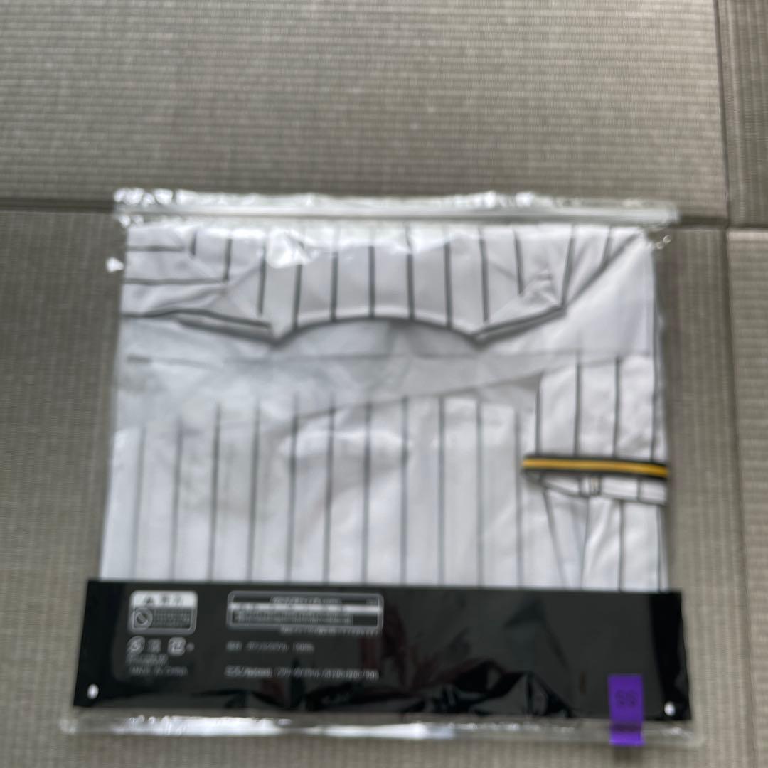 阪神2026レプリカユニフォーム大山宜野座キャップキーホルダーショップ袋