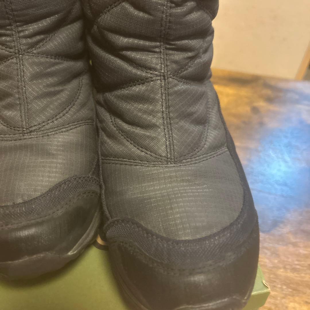 keenブーツ　防寒靴　24.5センチ