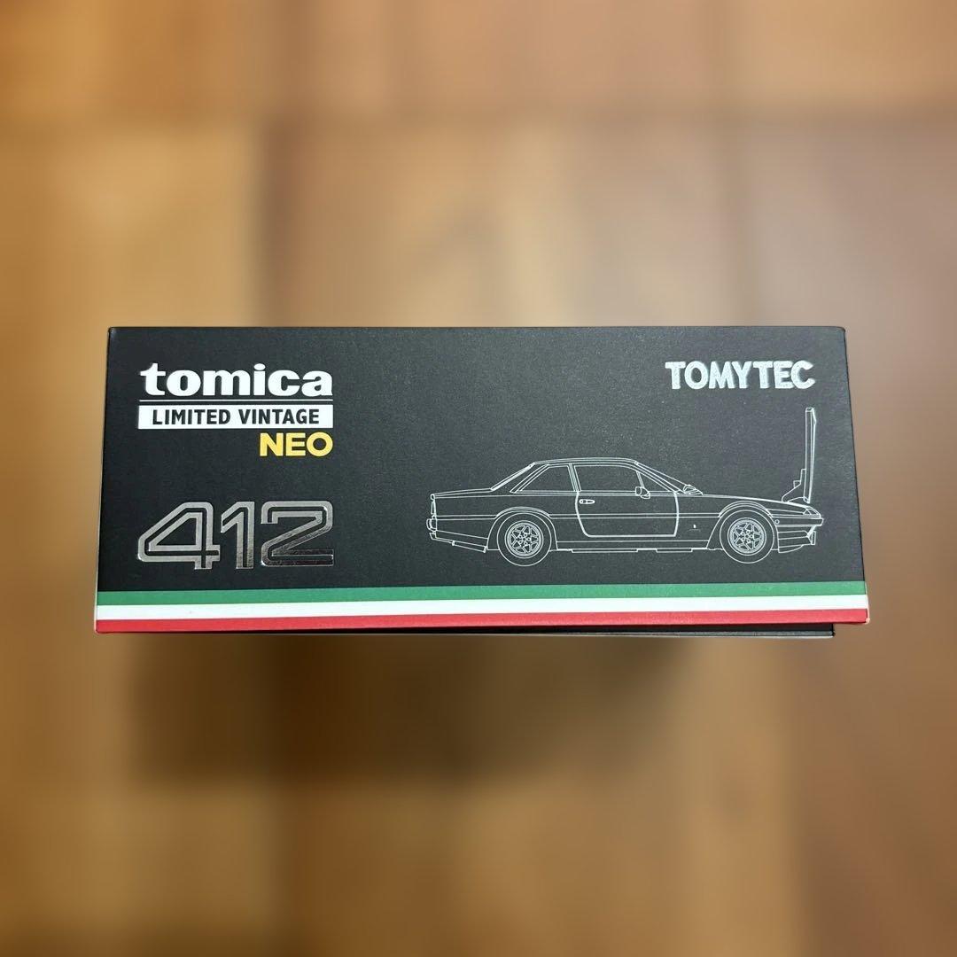 トミカ　LIMITED VINTAGE NEO 412 ホワイト