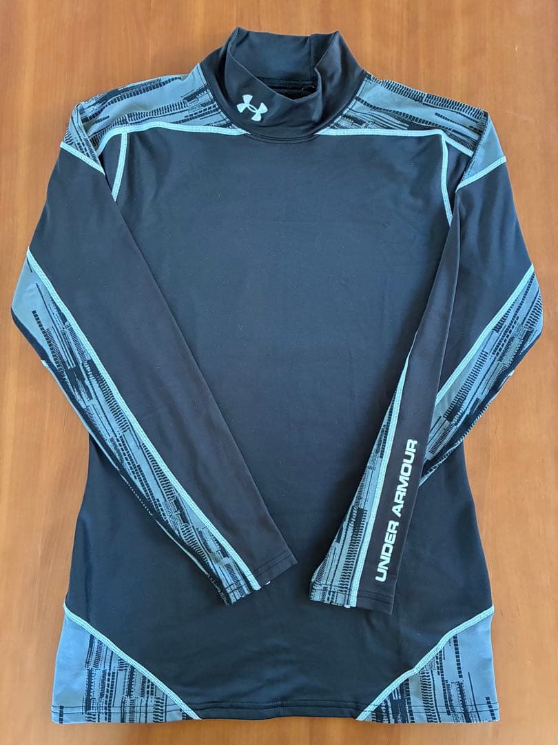 Under Armour アンダーアーマー コールドギア 羽生結弦 着用 モデル