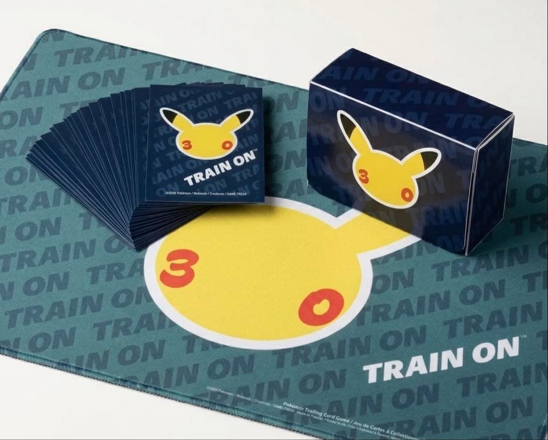 【海外ポケモンセンター限定品】ポケモンカード　30周年記念　サプライ3点セット