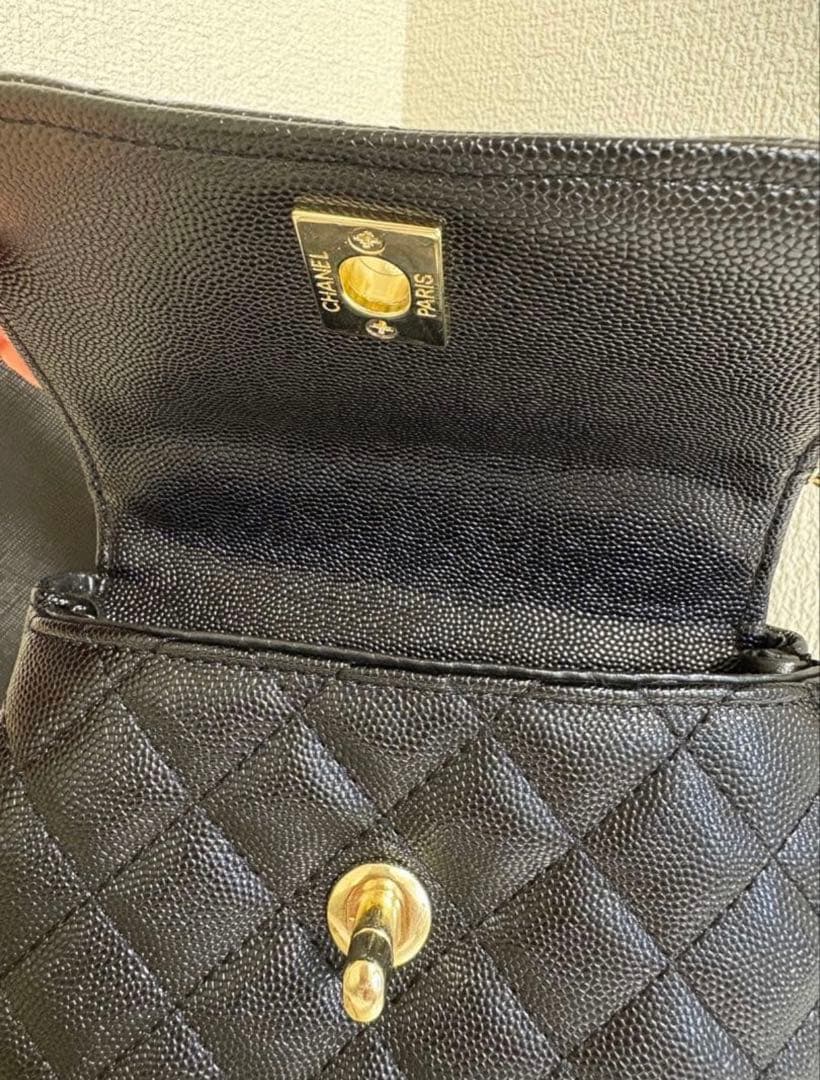 CHANEL ノベルティ キルティングチェーンバッグ