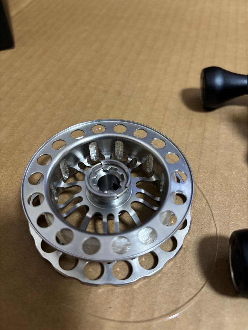 【超美品】SHIMANO セイハコウリミテッド　RC83 右
