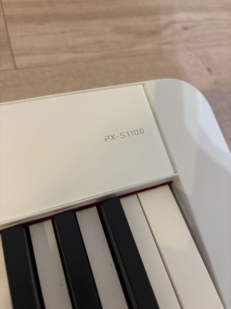 CASIO 電子ピアノ ホワイト 楽譜付き
