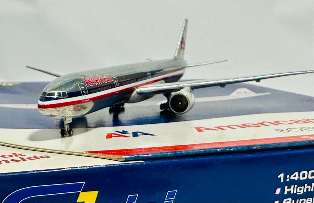 航空機・ヘリコプター Gemini 1/400 777-300ER American Airlines