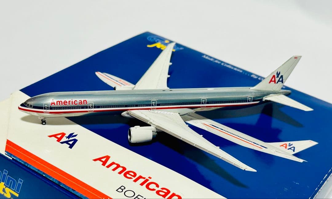 航空機・ヘリコプター Gemini 1/400 777-300ER American Airlines