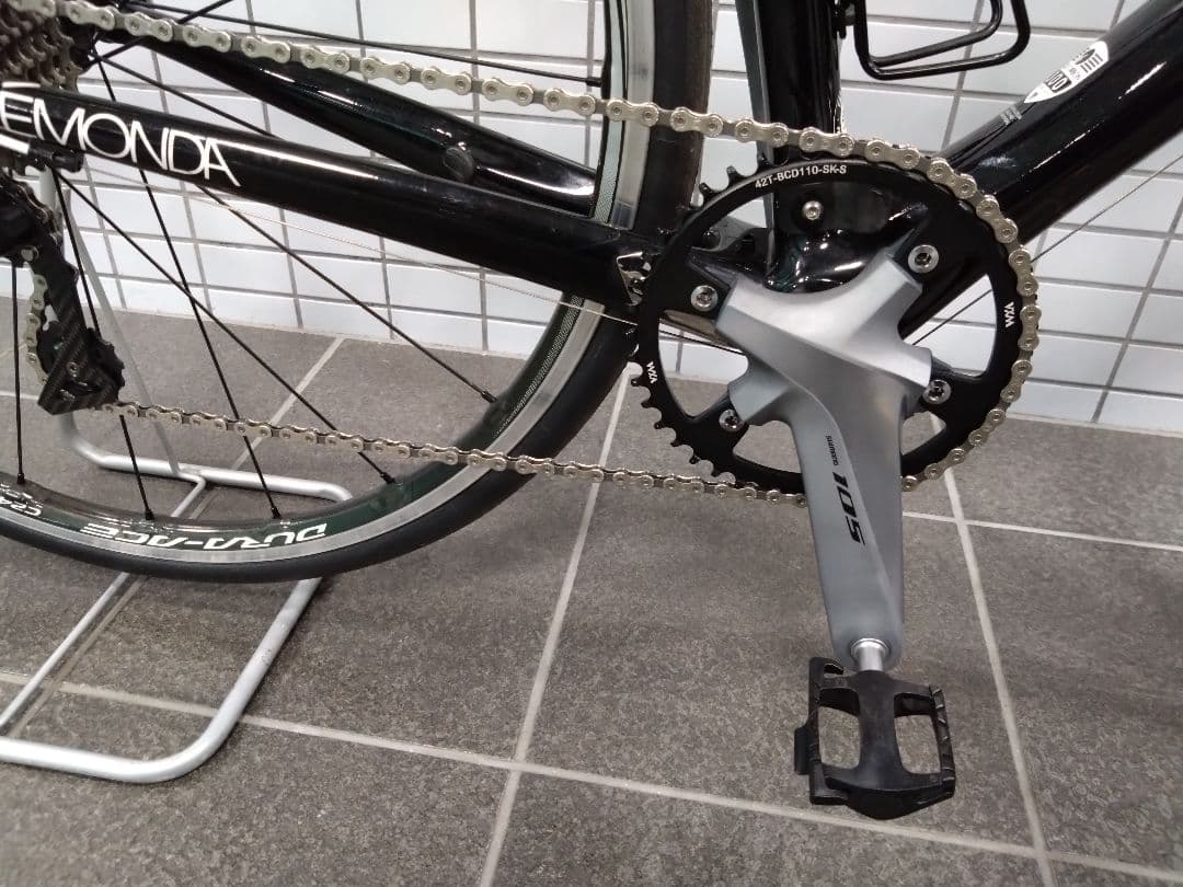 TREK　EMONDA　S5　カーボンフレーム　デュラホイール　神奈川　引取限定