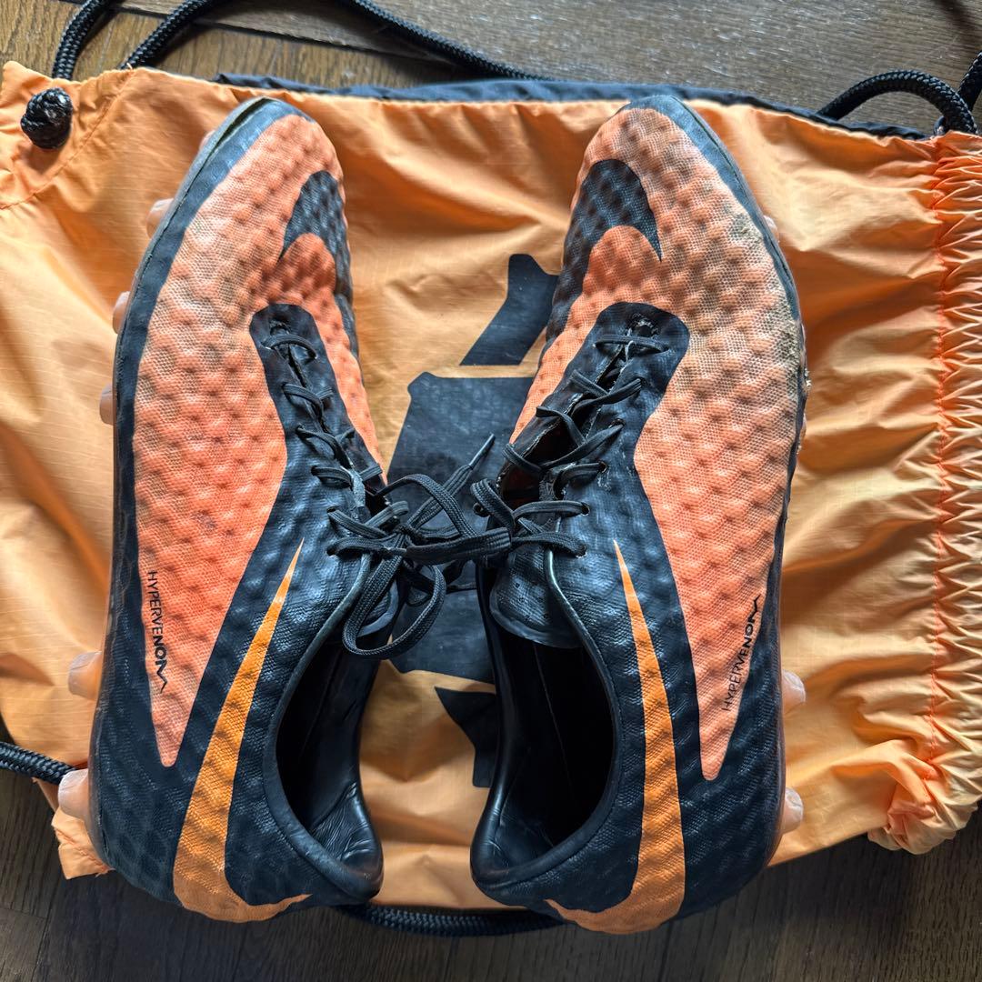 ナイキ　NIKE ハイパーヴェノム ファントム HG-E　サッカースパイク