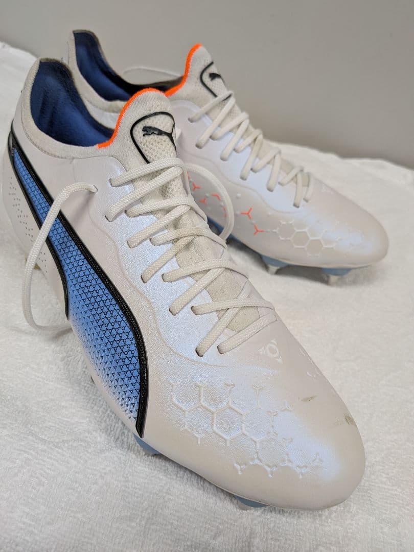 PUMA キング アルティメット MXSG 26.0cm　※スタッド１つ無し