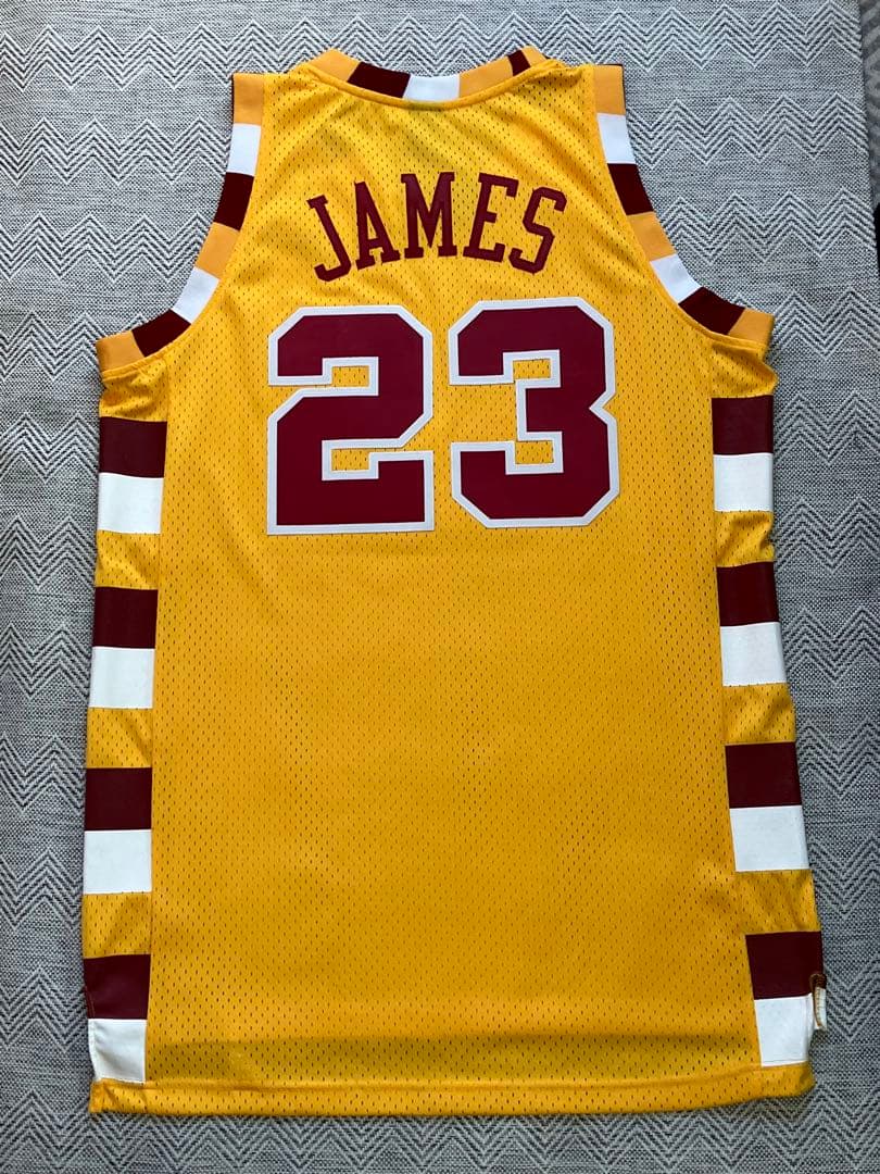 【希少】 NBA　CAVS　JAMES レブロン・ジェームズ 　ユニフォーム　Ｌ