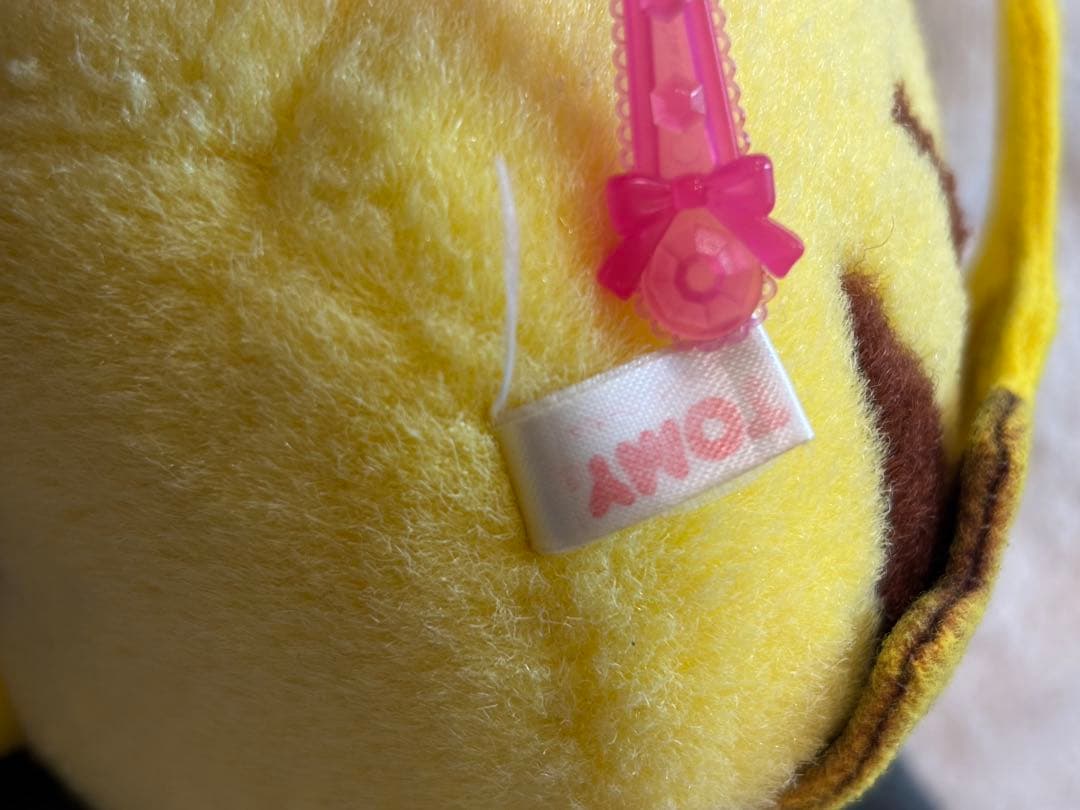 初期ピカ　ぬいぐるみ　初期ピカチュウ　TOMY