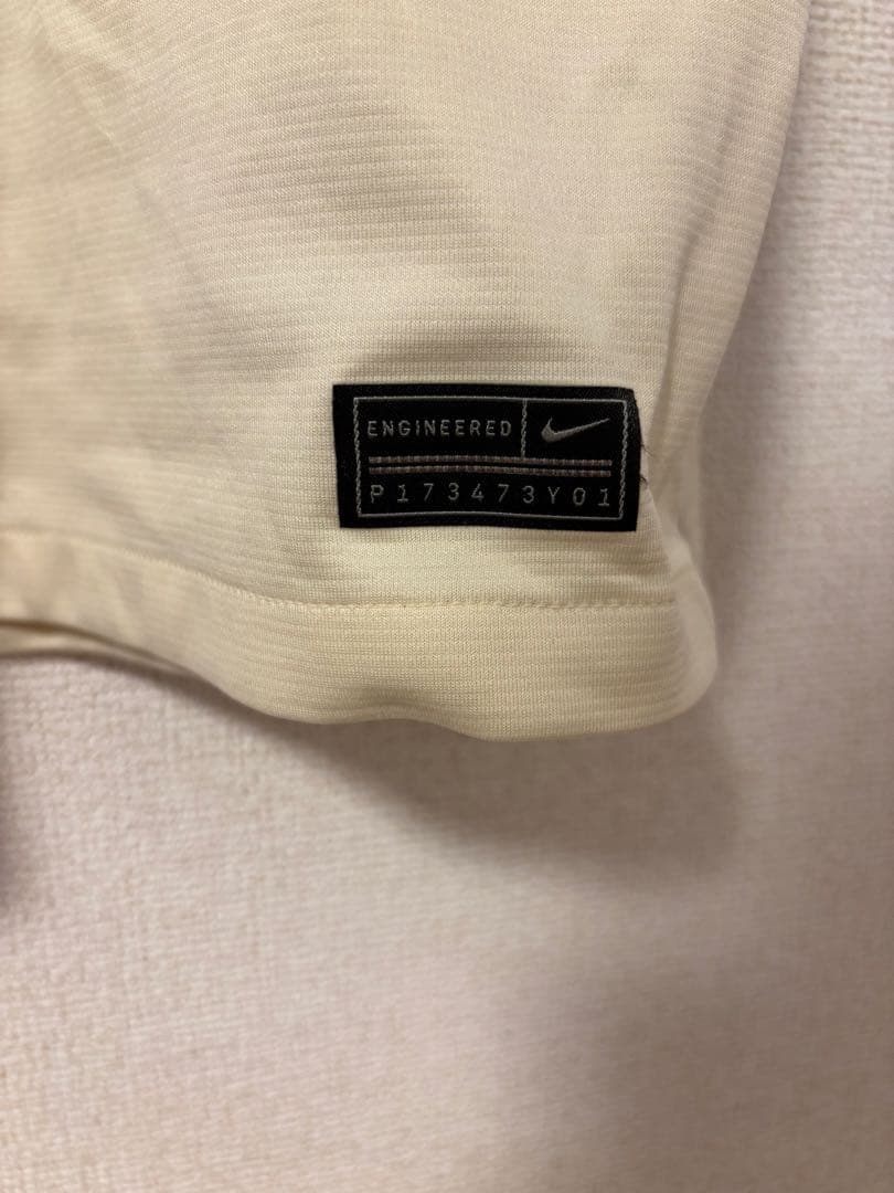 NIKEリバプール 21-22アウェイ　Mサイズ