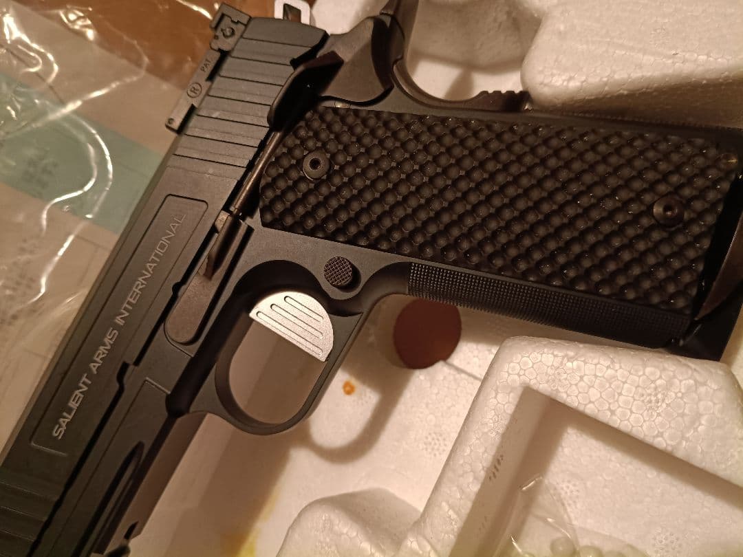 WESTERN ARMS WA セリエントアー厶ズ1911 コマンダーレングス。