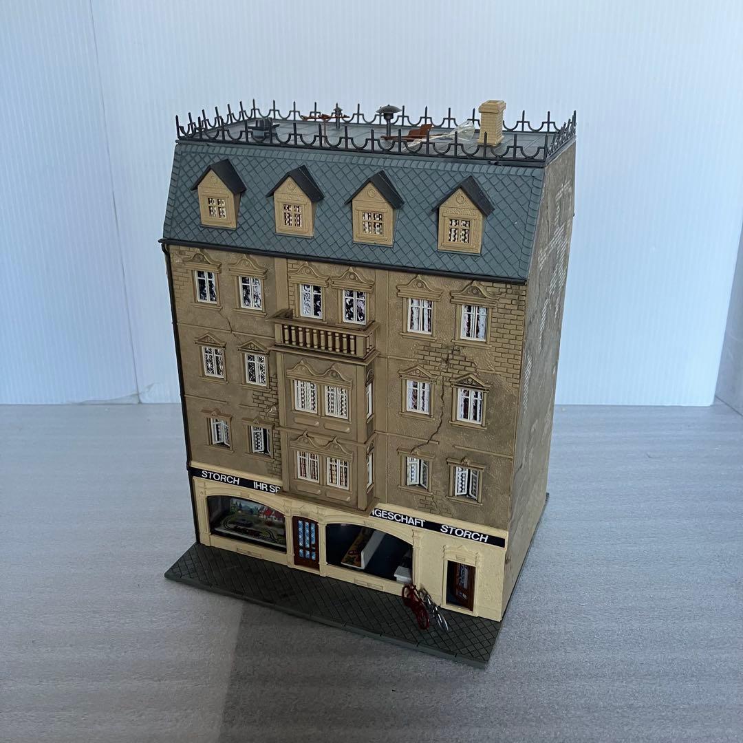 3F POLA ポーラ 1/87 西欧のビル おもちゃ屋 ジオラマ 完成品