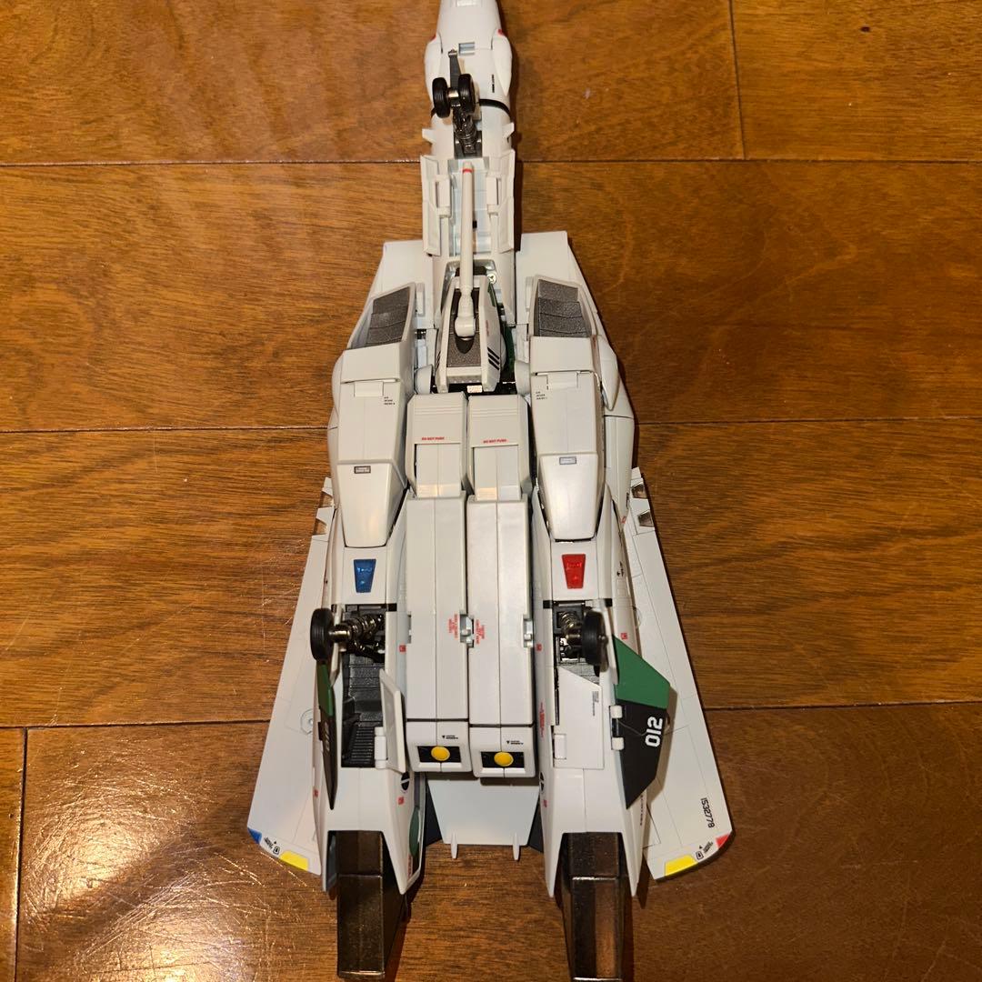 美品 DX超合金　超時空要塞マクロスVF-1A バルキリー劇場版　柿崎速雄機