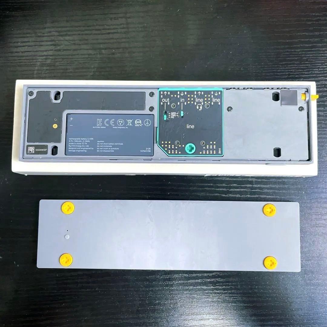 鍵盤楽器 TeenageEngeering OP-Z + ZM4 LINE Module