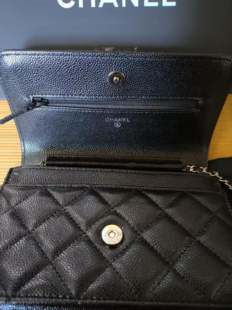 CHANEL チェーンウォレット ブラック シルバー ノベルティ