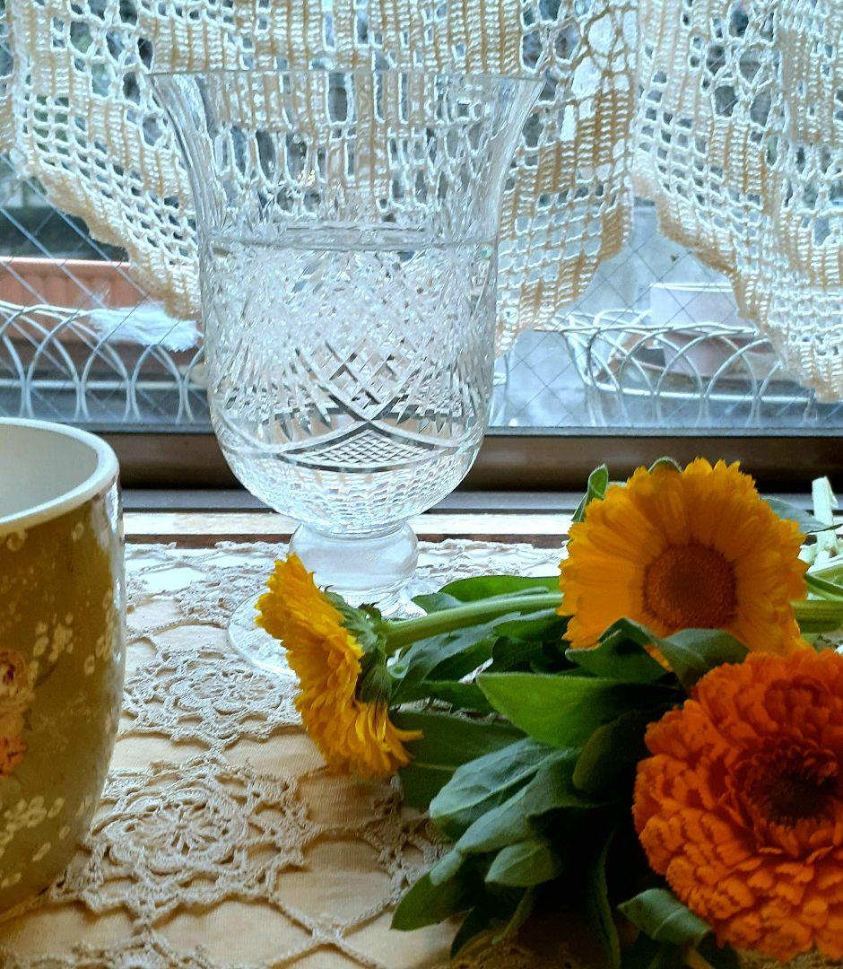 COVENT GARDEN ビンテージ エンボスモチーフ ガラス製花瓶❤︎