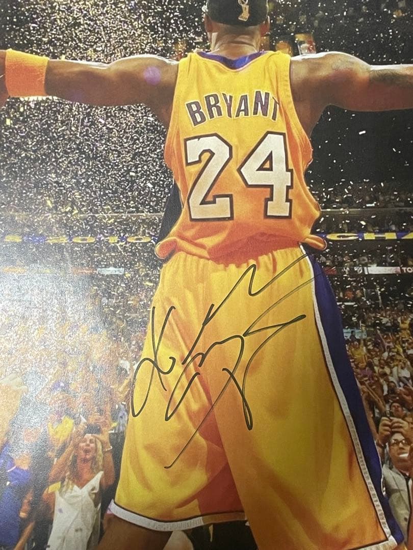 NBA Kobe Bryant コービーブライアント サイン入りポスター