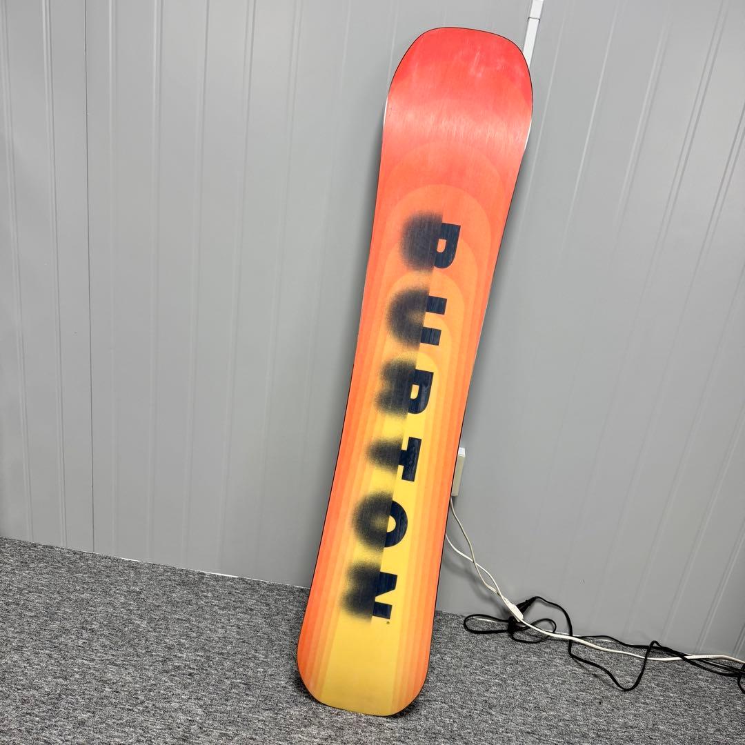 【超美品】BURTON バートン カスタム フライングV スノーボード 154