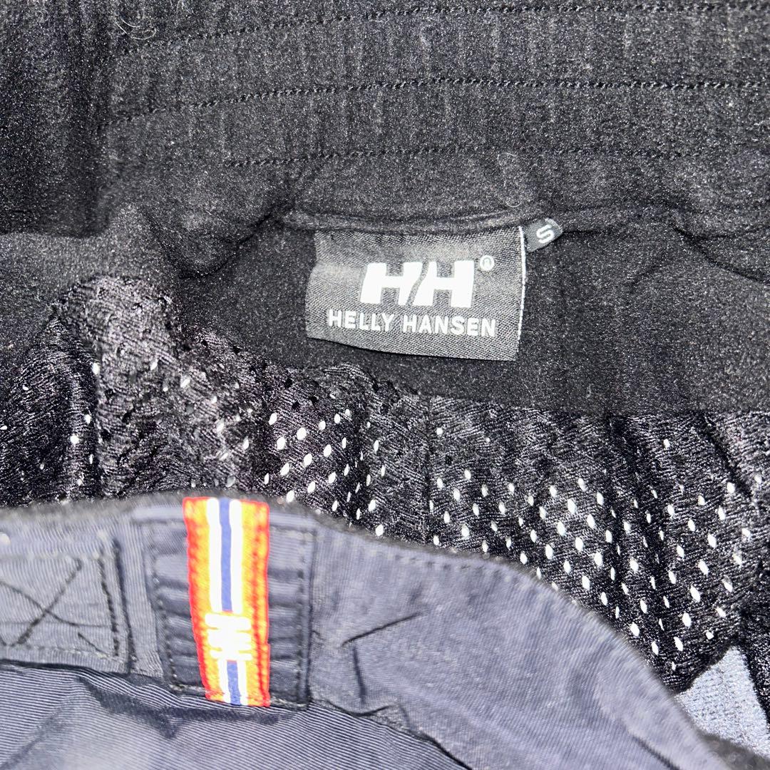 Helly Hansen ブラック　スノボorスキー パンツ　サイズS