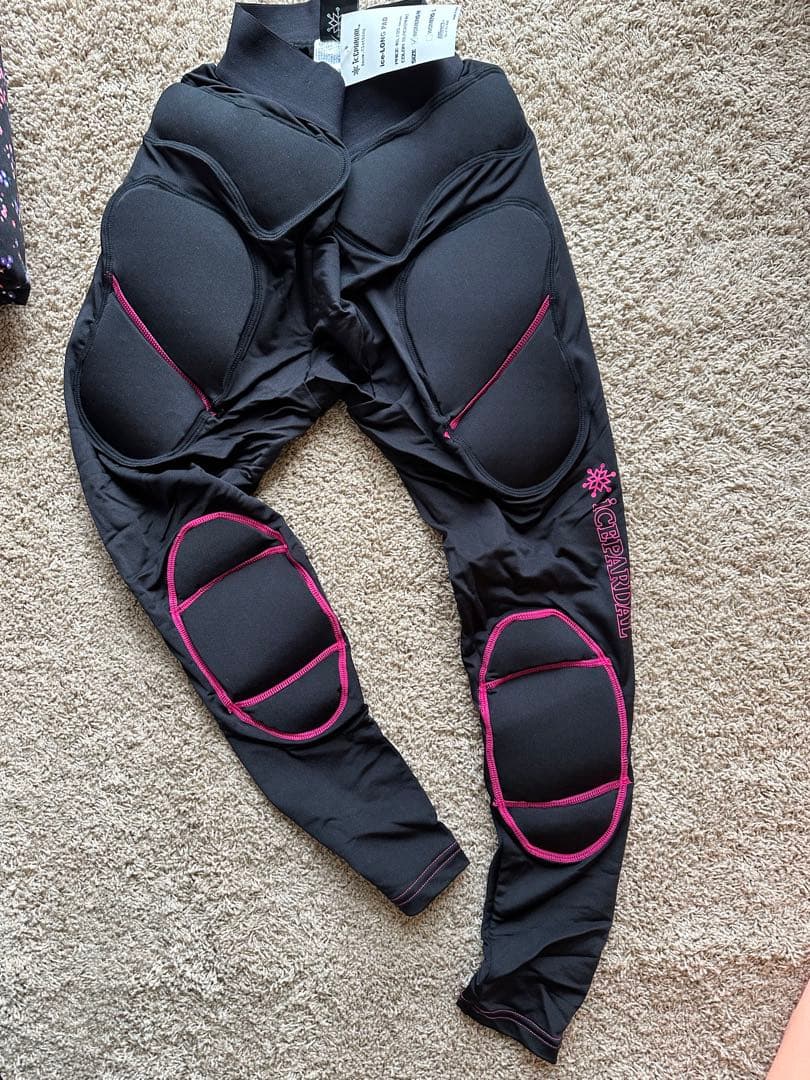 最終値下げ【タグ付き新品】スノボウェア　セット