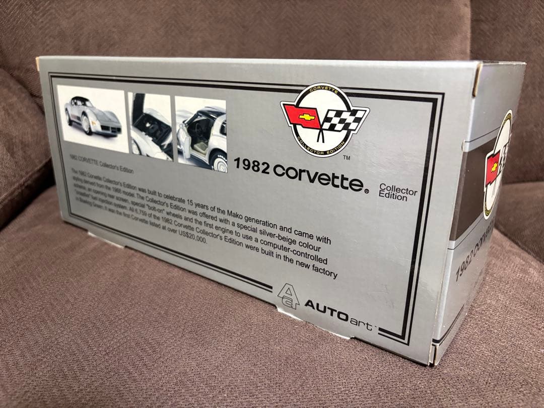 1982 Corvette Collector Edition ミニカー1/18