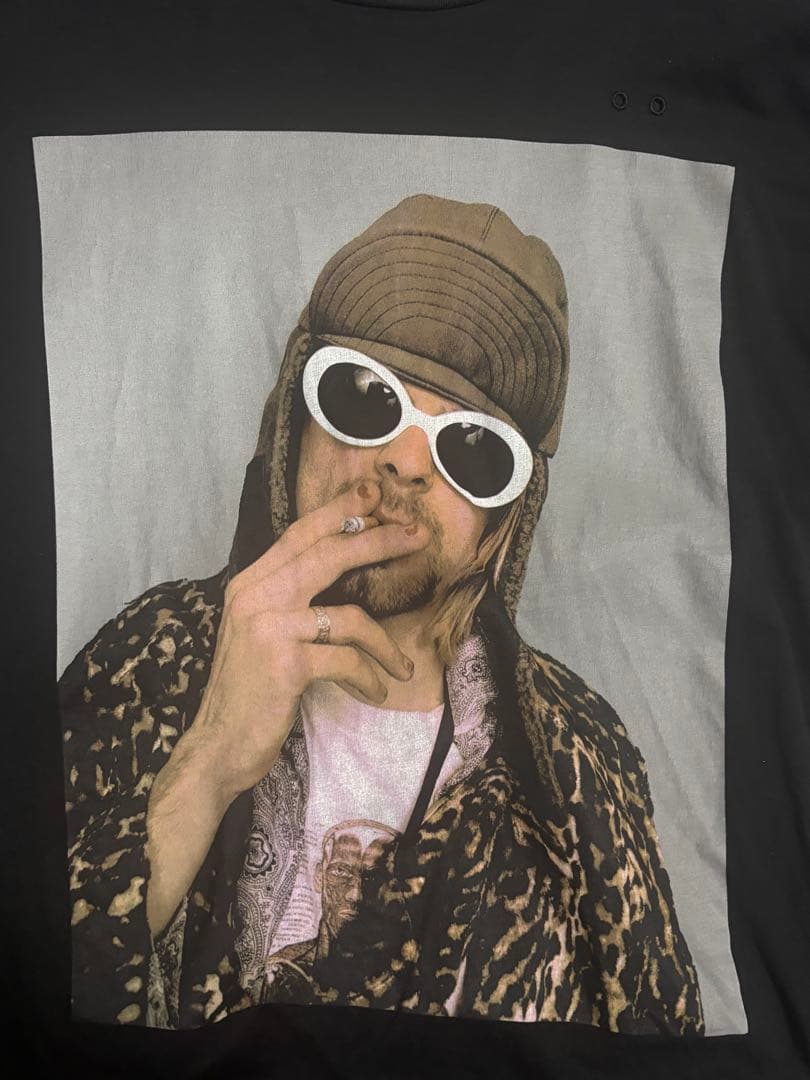 ONE T-SHIRT 黒 カートコバーン1、ユニセックスフィットTシャツ