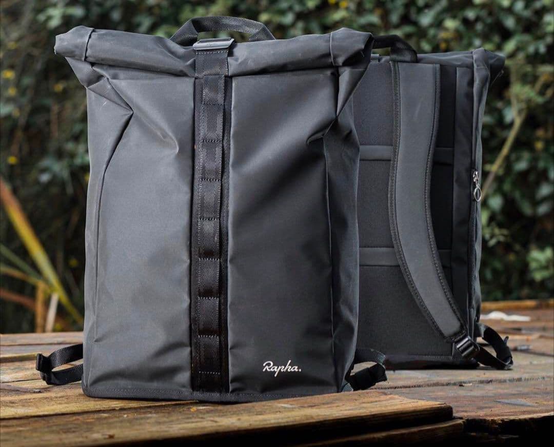 ひ*ろ様 ワンオーナー 正規品 Rapha ラファ ロールトップバックパック 黒