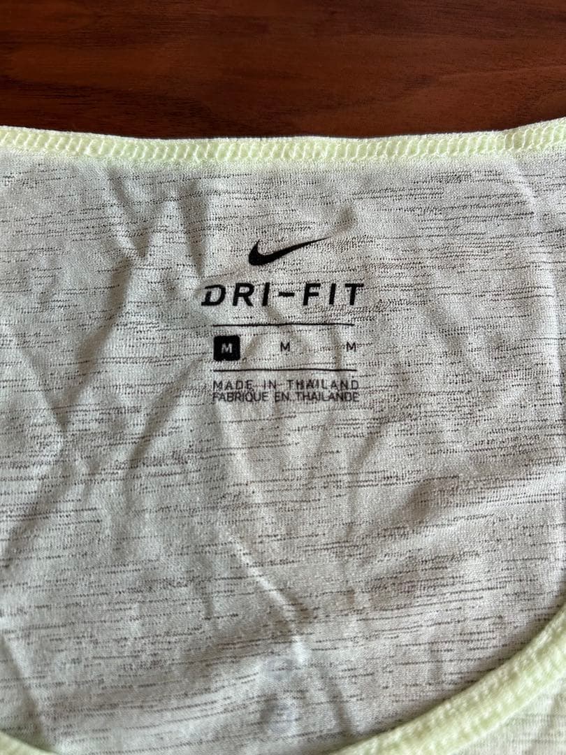 【値下】Nike ヨガウェア3点セット タンクトップとレギンス