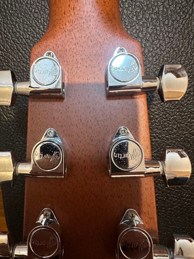 Martin D1 アコースティックギター、純正ハードケース付　出品取り止めあり