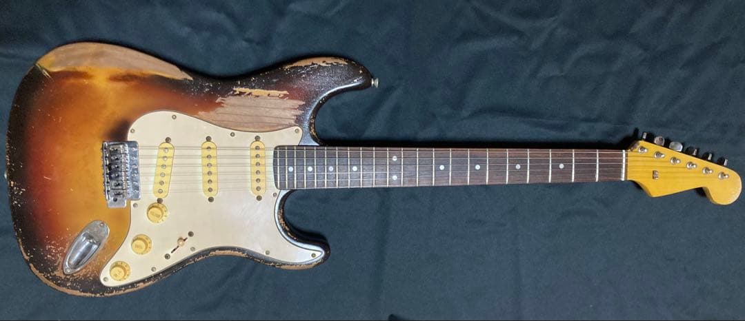 ギター #23 STtype Nitrocellulose lacquer relic