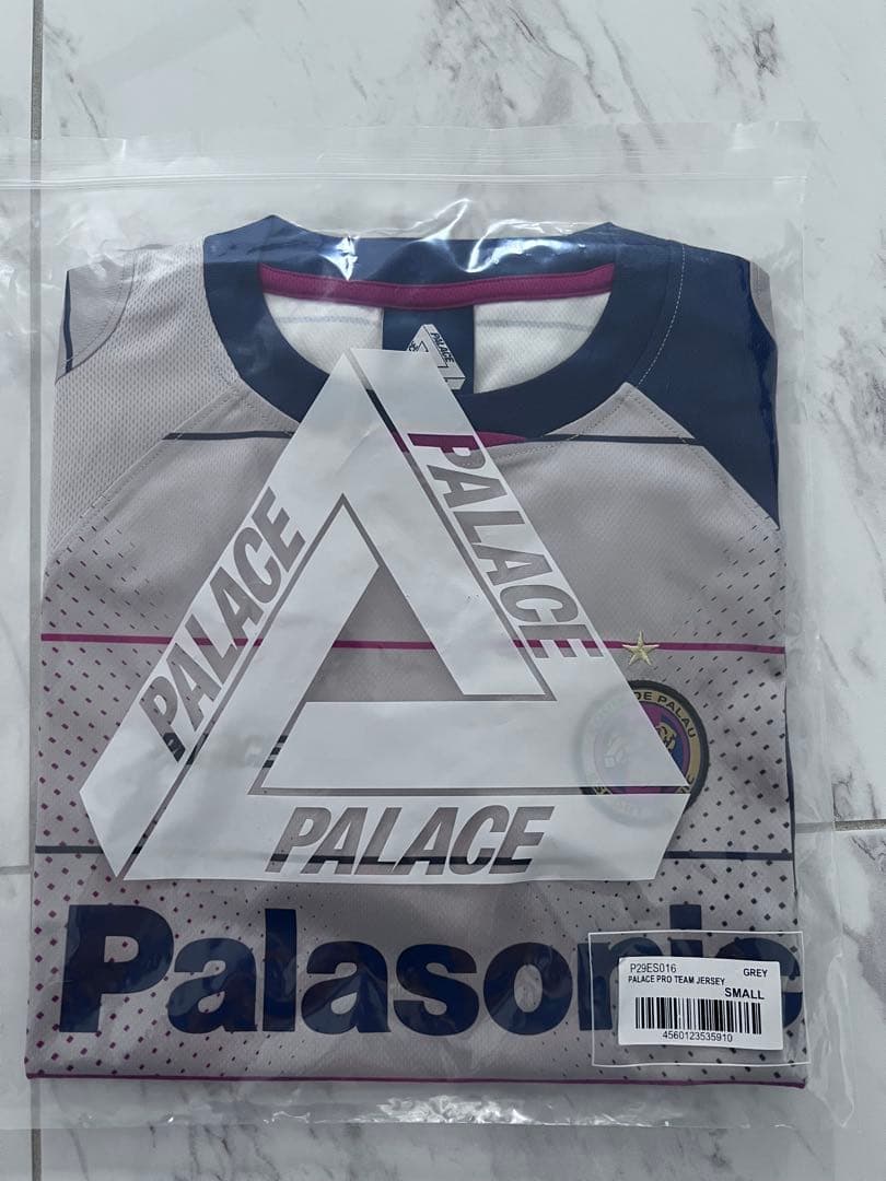 ウェア palace pro team Jersey grey