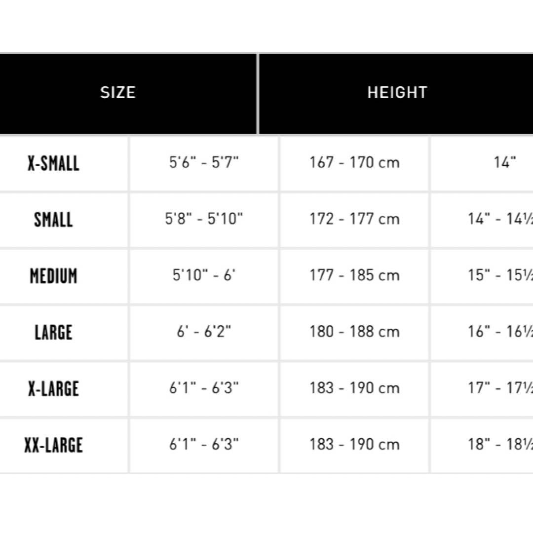VOLCOM 1.5Mmタッパー新品未使用タグ付きXS