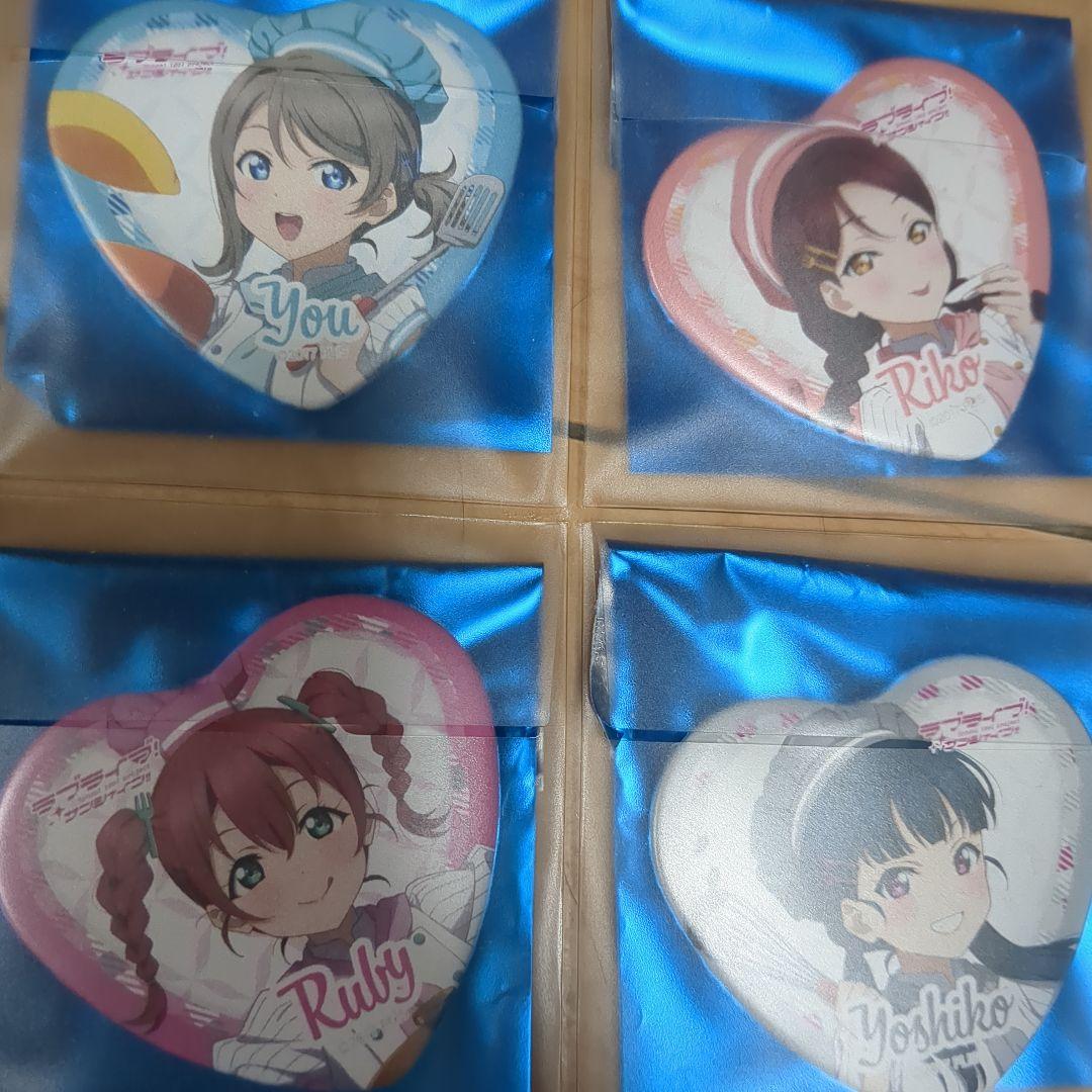 ラブライブサンシャインAqours　ハート缶バッジ9個セット