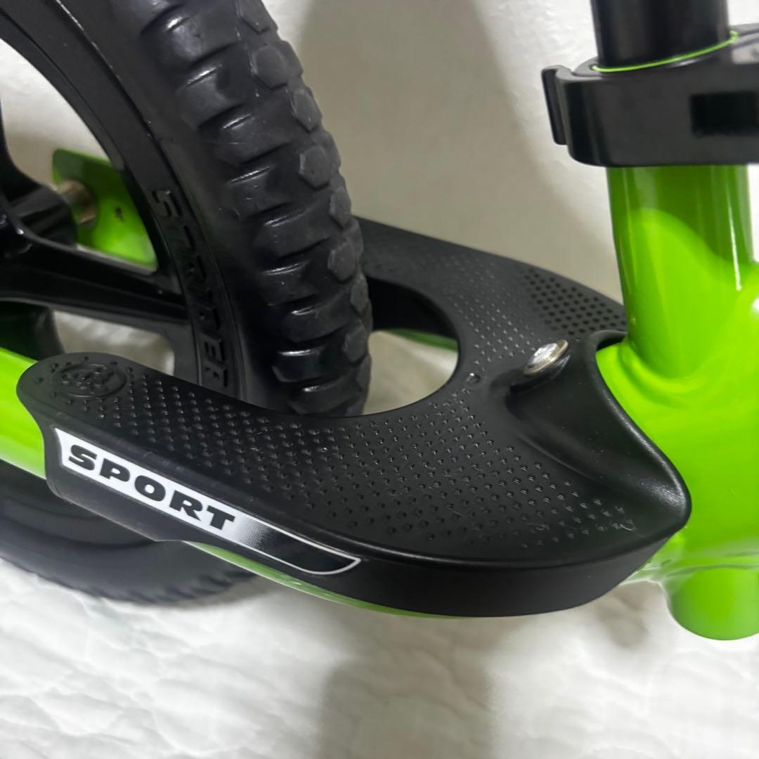 【美品】ストライダー スポーツモデル SPORT 12インチ グリーン