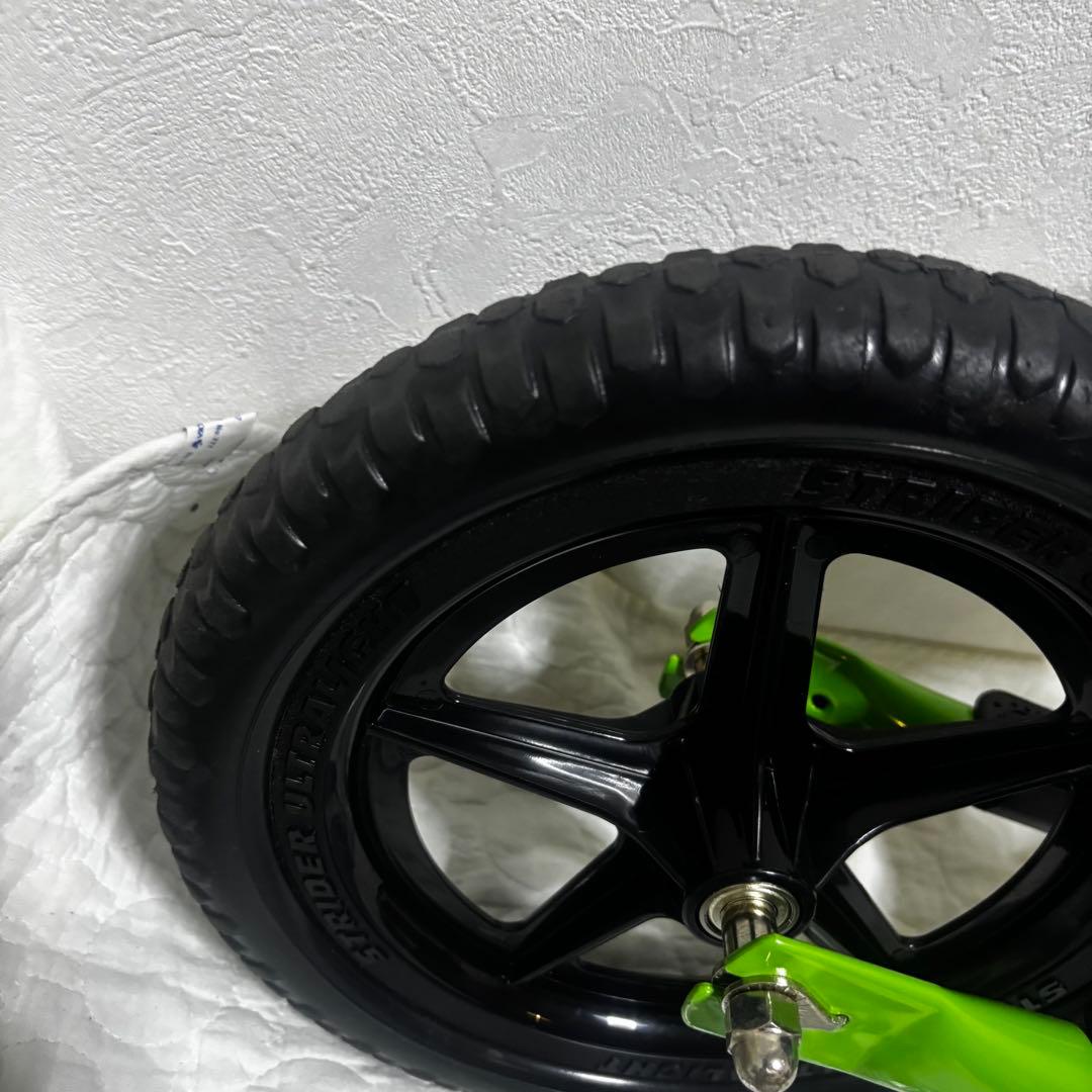 【美品】ストライダー スポーツモデル SPORT 12インチ グリーン