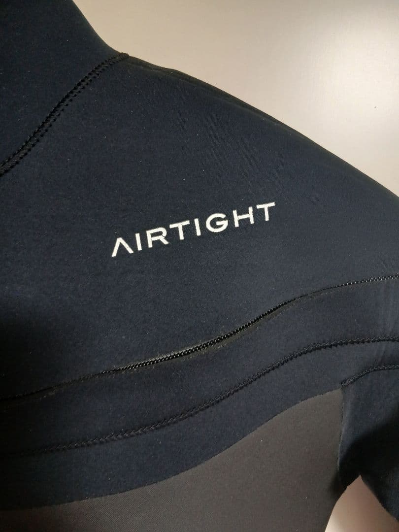AIRTIGHT 黒 長袖・長ズボンウェットスーツ　最終値下げ