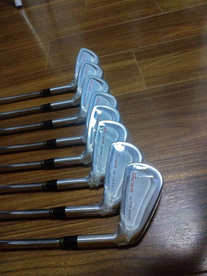 【未使用】 希少 TOUR FORGED 8本 アイアンセット　入手困難　レア