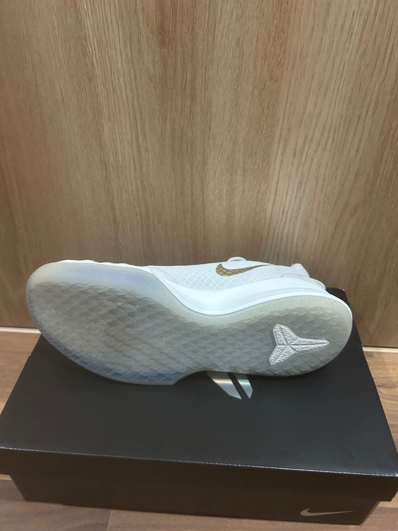シューズ(男性用) NIKE MAMBA FOCUS