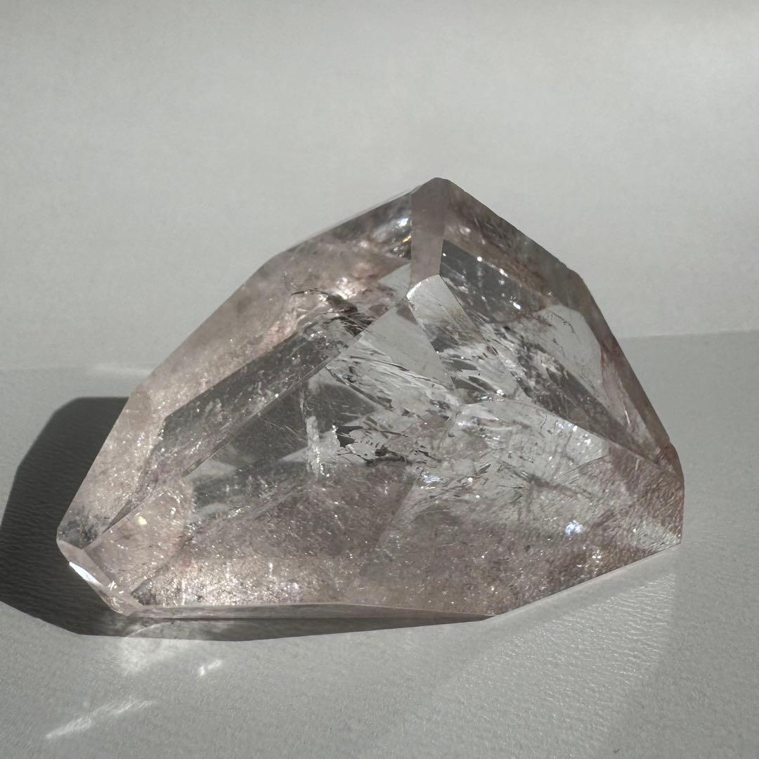 ◇ Pink Quartz（Pink Azeztulite）◇ピンククォーツ