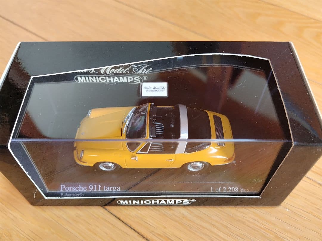 MINICHAMPS「Porsche 911 targa 1965」
